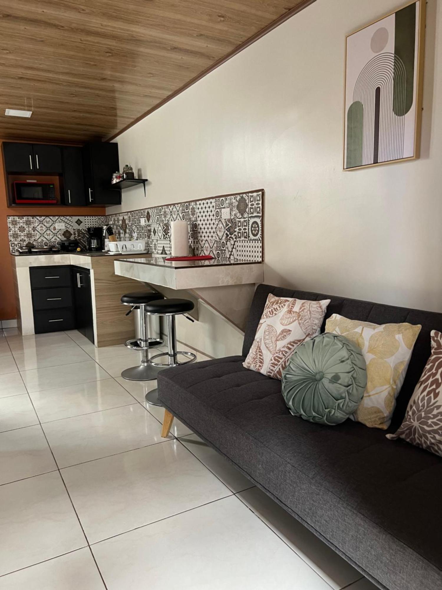 Apartamentos H Gonzalez #11#4 Αλαχουέλα Εξωτερικό φωτογραφία